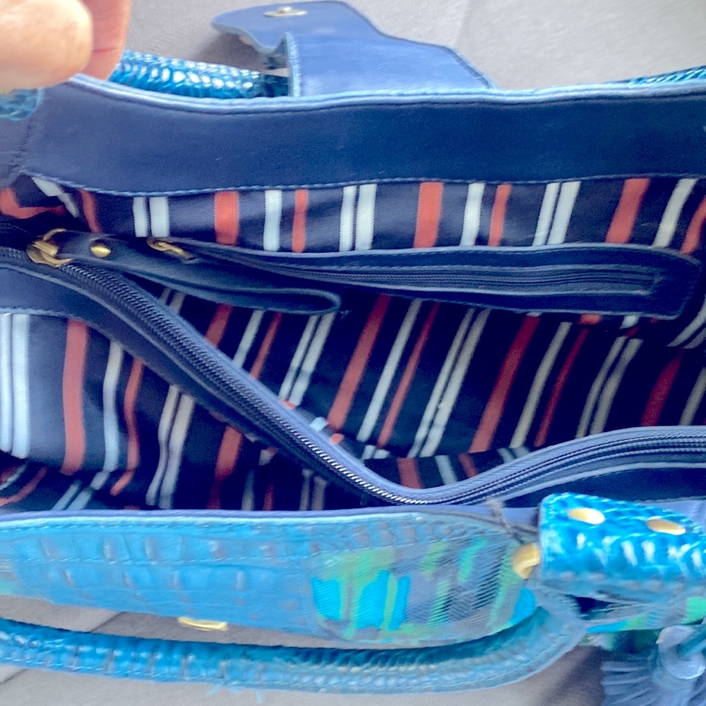 Sharif Green-Blue Croc Style Leather Tassel Satchel Handbag W/Matching Wristlet - Picture 7 of 9